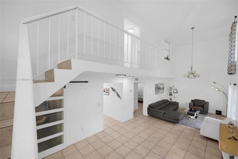 Condo in Miami, Florida, 3 bedrooms  № 1848251 - photo 21