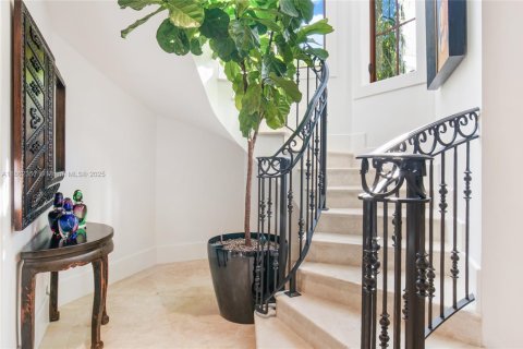 Casa en venta en Key Biscayne, Florida, 6 dormitorios, 553.7 m2 № 1890823 - foto 12