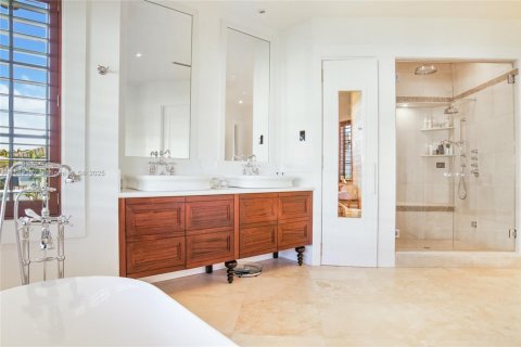 Casa en venta en Key Biscayne, Florida, 6 dormitorios, 553.7 m2 № 1890823 - foto 25