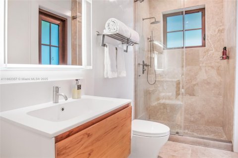 Casa en venta en Key Biscayne, Florida, 6 dormitorios, 553.7 m2 № 1890823 - foto 15