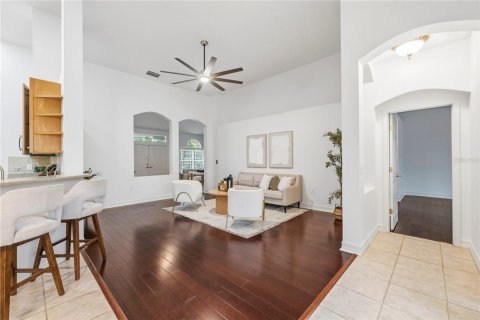 Casa en venta en Apollo Beach, Florida, 4 dormitorios, 230.12 m2 № 2384324 - foto 12