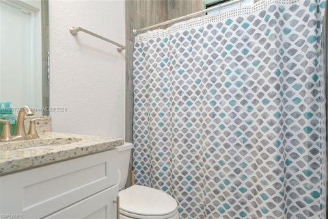 House in Cape Coral, Florida 4 bedrooms № 1748179 - photo 22