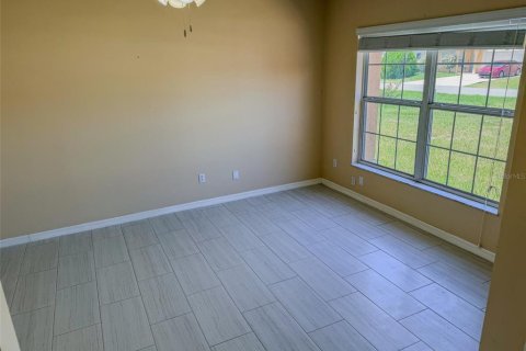 House in Kissimmee, Florida 3 bedrooms, 158.86 sq.m. № 2231317 - photo 3
