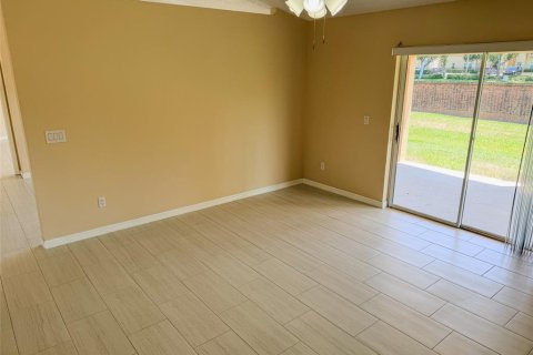 House in Kissimmee, Florida 3 bedrooms, 158.86 sq.m. № 2231317 - photo 12