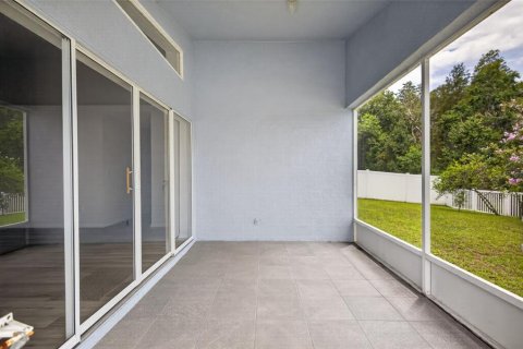 House in Lutz, Florida 4 bedrooms, 157.1 sq.m. № 2287146 - photo 23