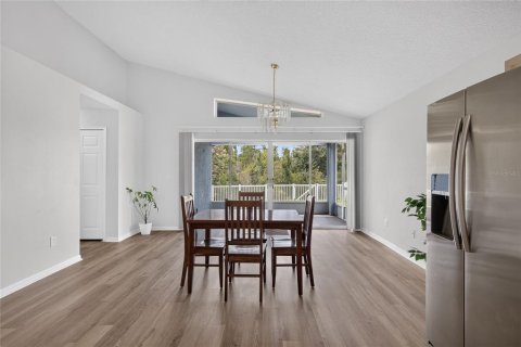 House in Lutz, Florida 4 bedrooms, 157.1 sq.m. № 2287146 - photo 19