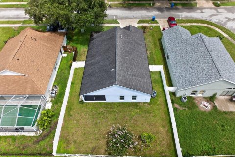 House in Lutz, Florida 4 bedrooms, 157.1 sq.m. № 2287146 - photo 29
