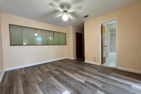 Condo in Gainesville, Florida, 2 bedrooms  № 1829285 - photo 15