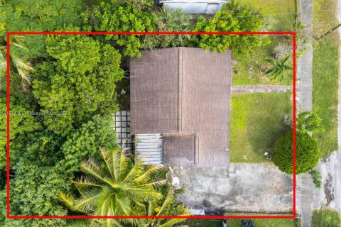 Купить виллу или дом в Холливуд, Флорида 2 спальни, 82.13м2, № 1967609 - фото 28