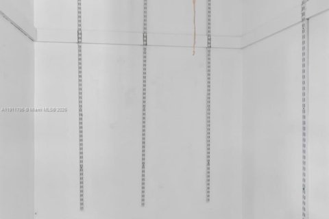 Купить виллу или дом в Холливуд, Флорида 2 спальни, 82.13м2, № 1967609 - фото 14