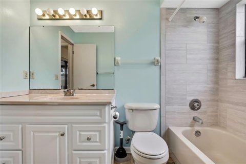 Casa en venta en Lutz, Florida, 3 dormitorios, 141.12 m2 № 1771210 - foto 24