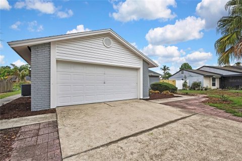 Casa en venta en Lutz, Florida, 3 dormitorios, 141.12 m2 № 1771210 - foto 6