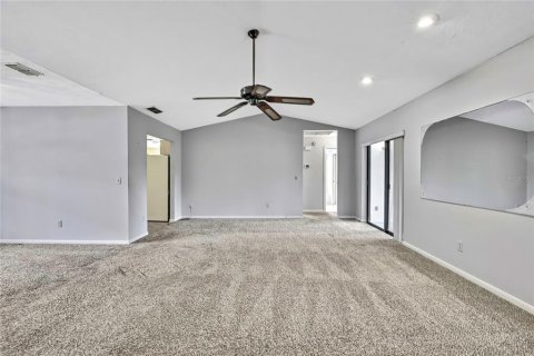 Casa en venta en Lutz, Florida, 3 dormitorios, 141.12 m2 № 1771210 - foto 11