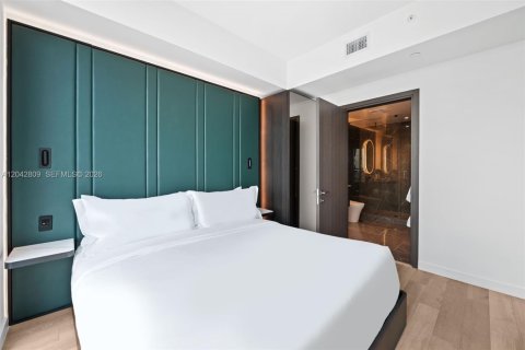 Condo in Miami, Florida, 2 bedrooms № 2178456 - photo 26