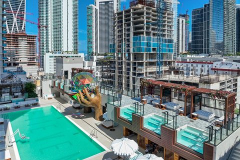 Condo in Miami, Florida, 2 bedrooms № 2178456 - photo 4