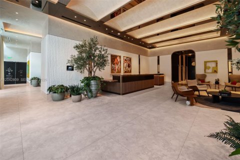 Condo in Miami, Florida, 2 bedrooms № 2178456 - photo 17