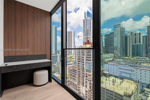 Condo in Miami, Florida, 2 bedrooms № 2178456 - photo 30