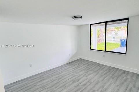 House in Miami, Florida 3 bedrooms № 1874563 - photo 8