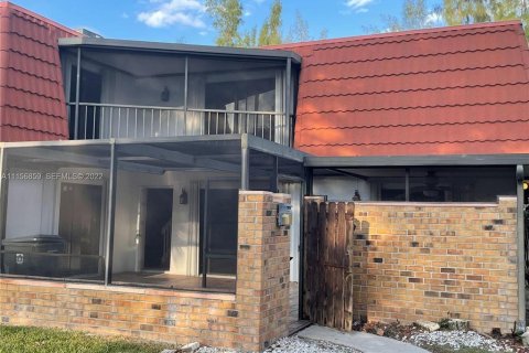 Adosado en Lake Worth, Florida 3 dormitorios, 140.65 m2 № 2084611