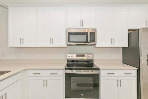 Condo in Venice, Florida, 2 bedrooms in WELLEN PARK  № 2214350 - photo 16