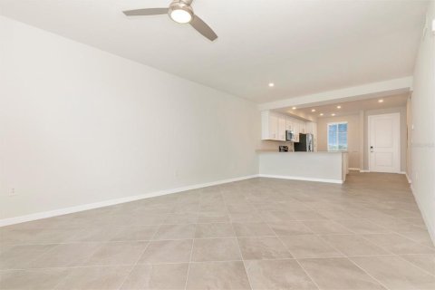 Condo in Venice, Florida, 2 bedrooms in WELLEN PARK  № 2214350 - photo 23
