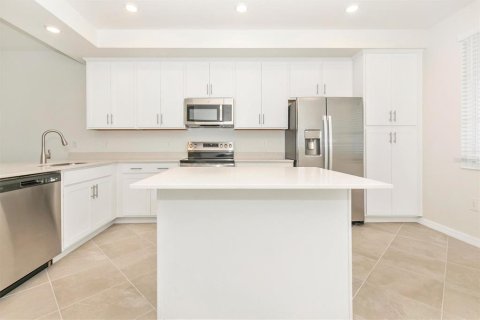 Condo in Venice, Florida, 2 bedrooms in WELLEN PARK  № 2214350 - photo 7