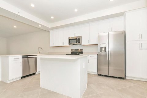 Condo in Venice, Florida, 2 bedrooms in WELLEN PARK  № 2214350 - photo 9