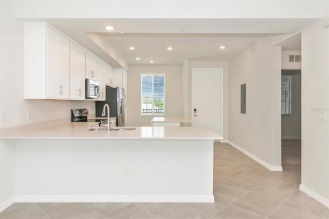 Condo in Venice, Florida, 2 bedrooms in WELLEN PARK  № 2214350 - photo 17