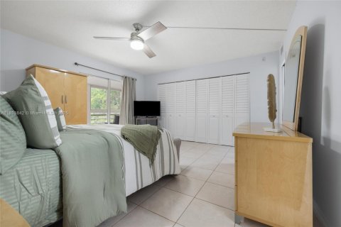 Condominio en venta en Deerfield Beach, Florida, 1 dormitorio, 68.56 m2 № 1984506 - foto 25