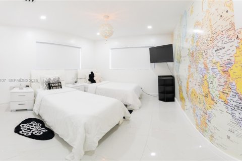 Commercial property in Miami, Florida 235.41 sq.m. № 2089958 - photo 27