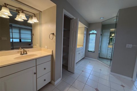 House in Punta Gorda, Florida 3 bedrooms, 194.07 sq.m. № 2402763 - photo 15