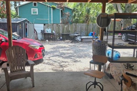 House in Tampa, Florida 4 bedrooms, 97.55 sq.m. № 2123186 - photo 20