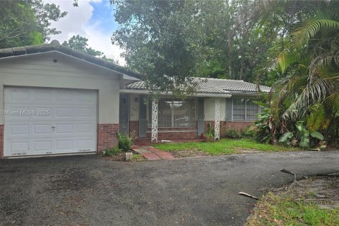 Villa ou maison à vendre à Hollywood, Floride: 3 chambres, 135.27 m2 № 1926290 - photo 1