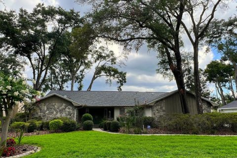 Casa en Temple Terrace, Florida 3 dormitorios, 186.36 m2 № 2199365