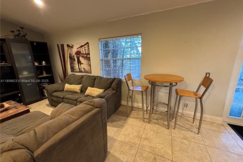 Villa ou maison à vendre à Weston, Floride: 3 chambres, 128.21 m2 № 1970401 - photo 4