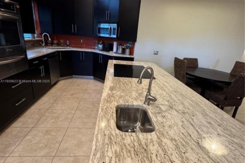 Villa ou maison à vendre à Weston, Floride: 3 chambres, 128.21 m2 № 1970401 - photo 5