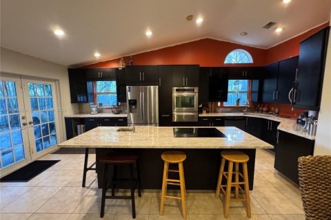 Villa ou maison à vendre à Weston, Floride: 3 chambres, 128.21 m2 № 1970401 - photo 3