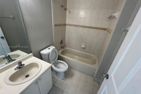 Touwnhouse à vendre à Homestead, Floride: 3 chambres, 132.2 m2 № 1783895 - photo 5