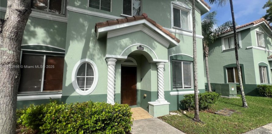 Touwnhouse à Homestead, Floride 3 chambres, 132.2 m2 № 1783895