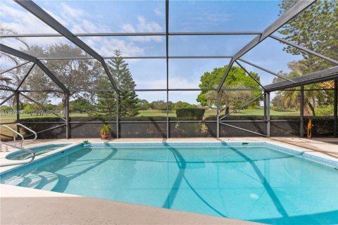 Villa ou maison à vendre à Port St. Lucie, Floride: 3 chambres, 191.19 m2 № 2042685 - photo 4