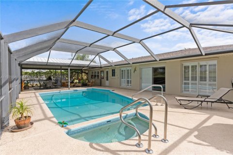 Villa ou maison à vendre à Port St. Lucie, Floride: 3 chambres, 191.19 m2 № 2042685 - photo 8