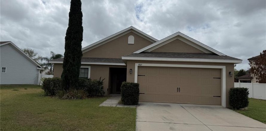Villa ou maison à Tavares, Floride 3 chambres, 143.26 m2 № 2228467