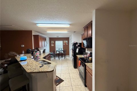 Villa ou maison à vendre à Tavares, Floride: 3 chambres, 143.26 m2 № 2228467 - photo 3