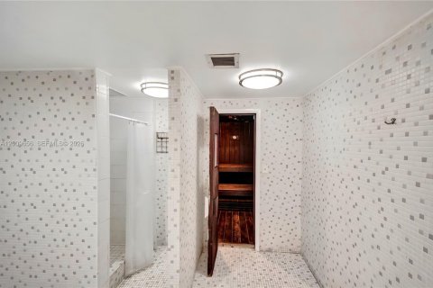 Copropriété à louer à Hallandale Beach, Floride: 1 chambre, 85.93 m2 № 2091373 - photo 18