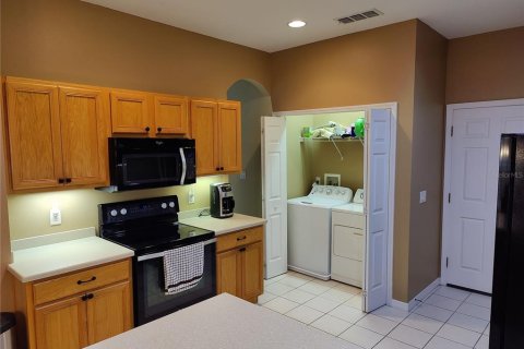 Villa ou maison à louer à Leesburg, Floride: 2 chambres, 152.64 m2 № 1720555 - photo 13