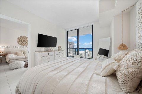 Condominio en alquiler en Miami, Florida, 1 dormitorio, 61.5 m2 № 2088627 - foto 17
