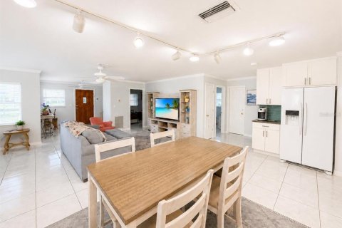 Casa en venta en Okeechobee, Florida, 2 dormitorios, 117.06 m2 № 2094754 - foto 14