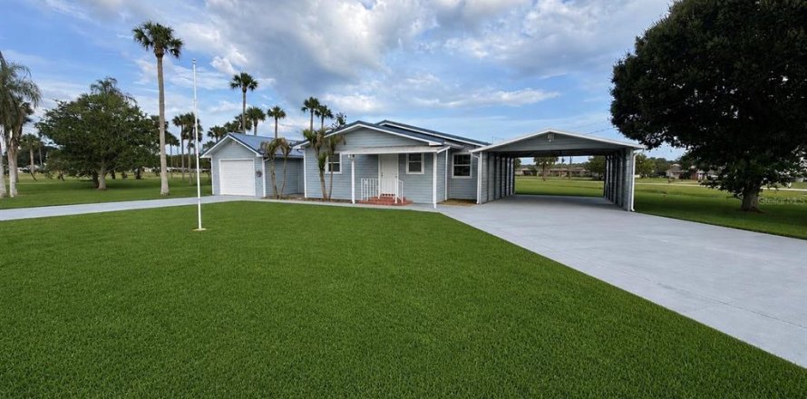Casa en Okeechobee, Florida 2 dormitorios, 117.06 m2 № 2094754