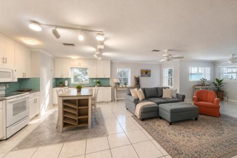 Casa en venta en Okeechobee, Florida, 2 dormitorios, 117.06 m2 № 2094754 - foto 2