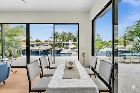 Villa ou maison à vendre à North Miami, Floride: 4 chambres № 1966330 - photo 18